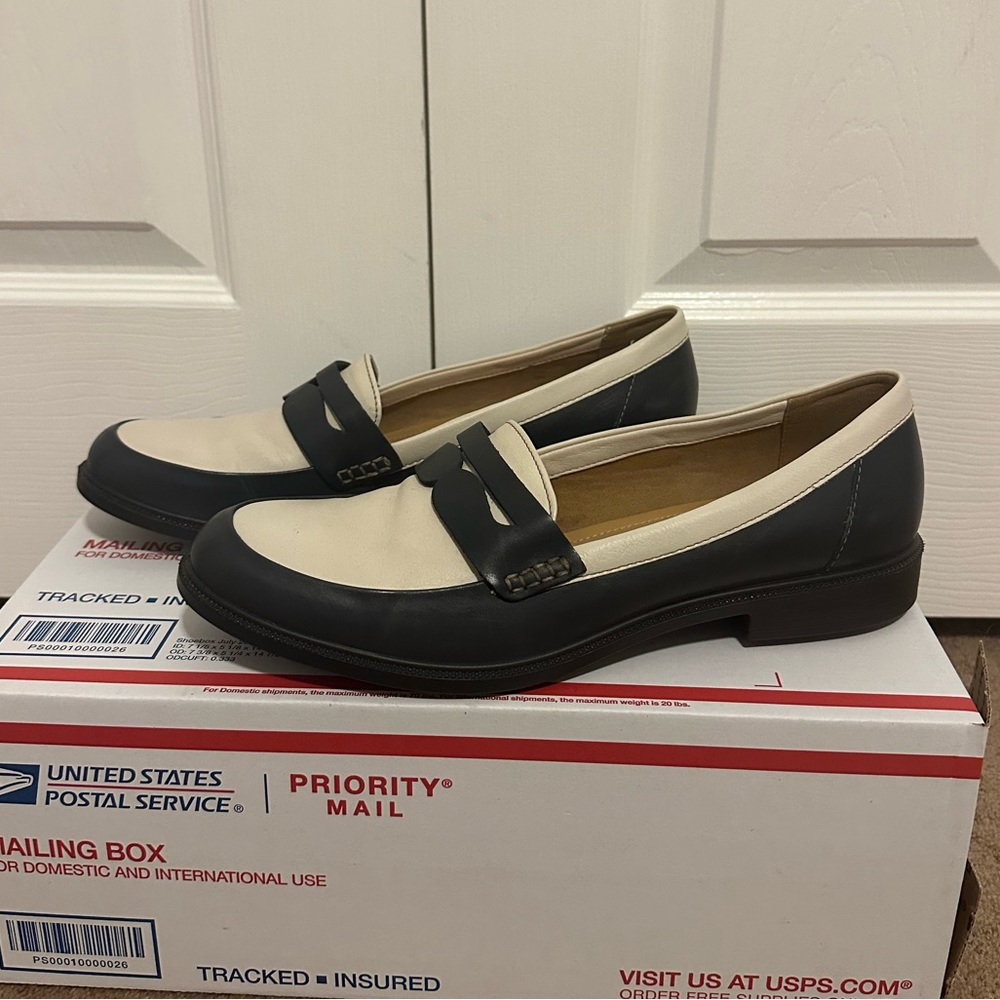 Hotter Penny Loafers Dorset Navy Blue Cream Women’s Size US 11